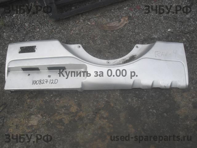 Toyota RAV 4 (2) Накладка на дверь багажника