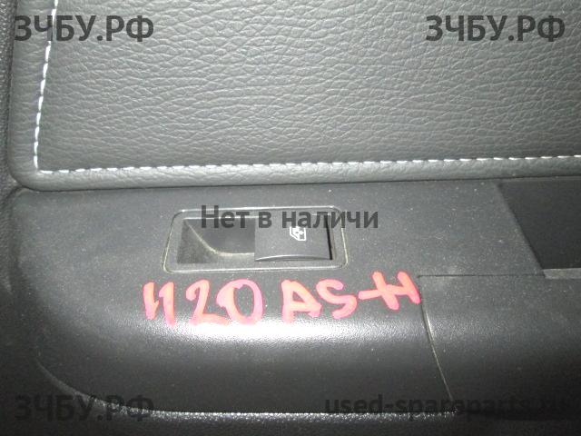 Opel Astra H Кнопка стеклоподъемника