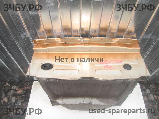 Volvo S60 (2) Панель задняя