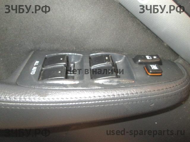 Toyota Avensis 2 Кнопка стеклоподъемника передняя левая (блок)