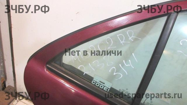 Mercedes W202 C-klasse Стекло двери задней правой