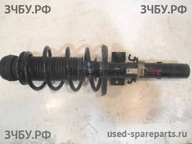 Skoda Fabia 2 Стойка передняя правая (в сборе)