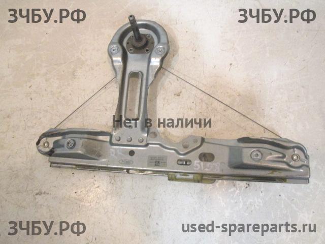 Ford Focus 3 Стеклоподъёмник механический задний правый