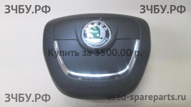 Skoda Octavia 2 (А5) Подушка безопасности водителя (в руле)