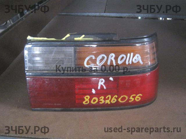 Toyota Corolla (E10) Фонарь правый