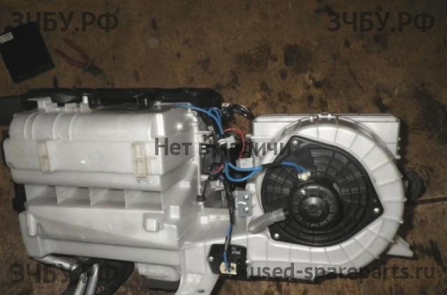 Mitsubishi Outlander 2 XL(CW) Корпус отопителя (корпус печки)