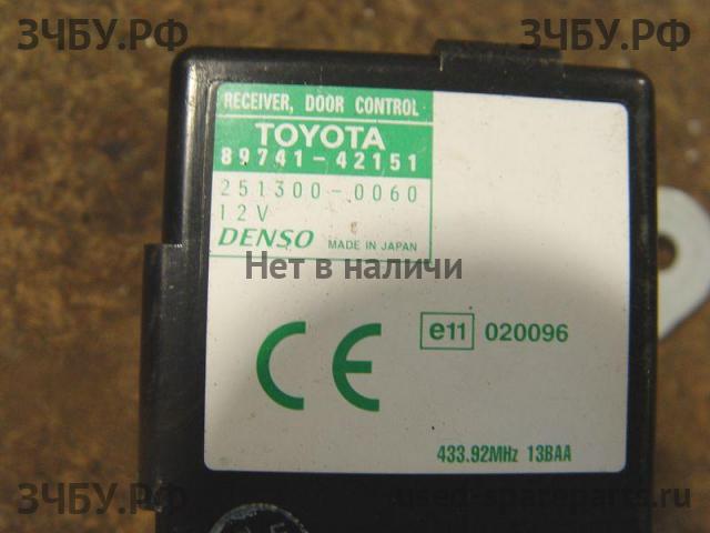 Toyota RAV 4 (2) Блок управления центральным замком