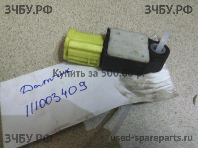 Toyota Corolla (E14 - E15) Датчик удара AIR BAG (SRS)