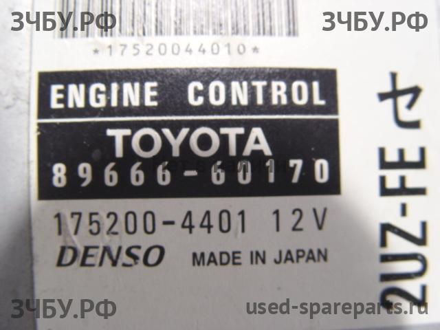 Toyota Land Cruiser 100 Блок управления двигателем