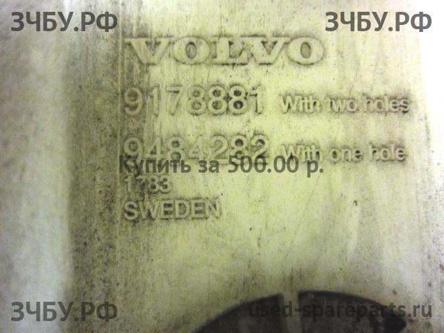 Volvo V70 (2) Бачок омывателя лобового стекла