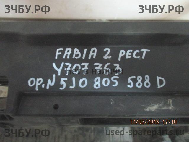 Skoda Fabia 2 Панель передняя (телевизор)