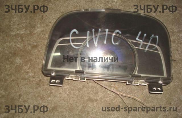 Honda Civic 8 (4D) Панель приборов