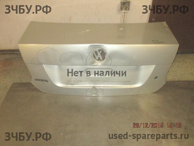 Volkswagen Polo 5 (Sedan) Крышка багажника