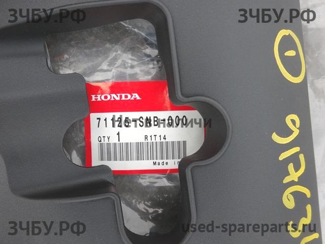 Honda Civic 8 (4D) Кожух замка капота