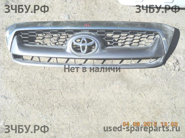 Toyota Hi Lux (3) Pick Up Решетка радиатора