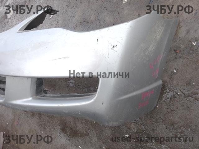 Honda Civic 8 (4D) Бампер передний