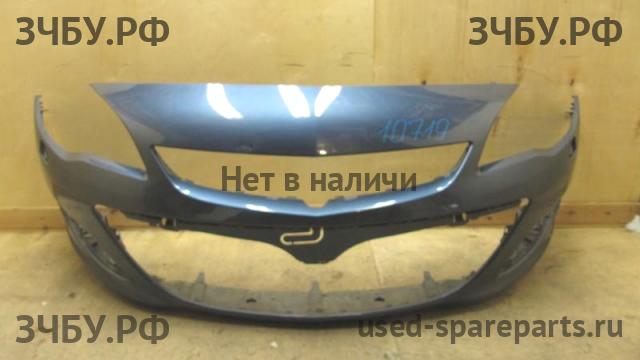 Opel Astra J Бампер передний