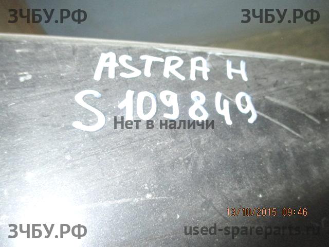 Opel Astra H Бампер передний