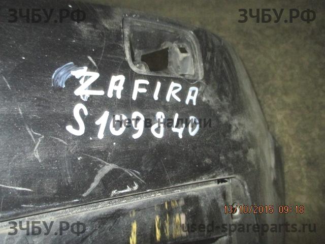 Opel Zafira B Бампер передний