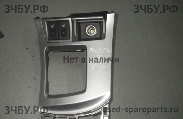 Mazda 3 [BL] Кнопка обогрева сидений
