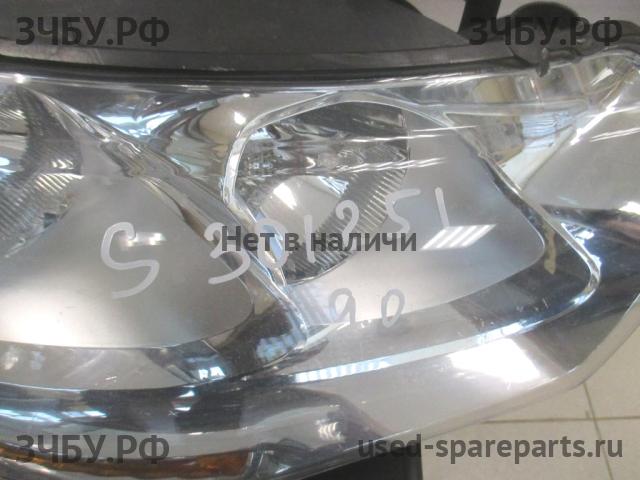 Citroen C4 (2) Фара правая