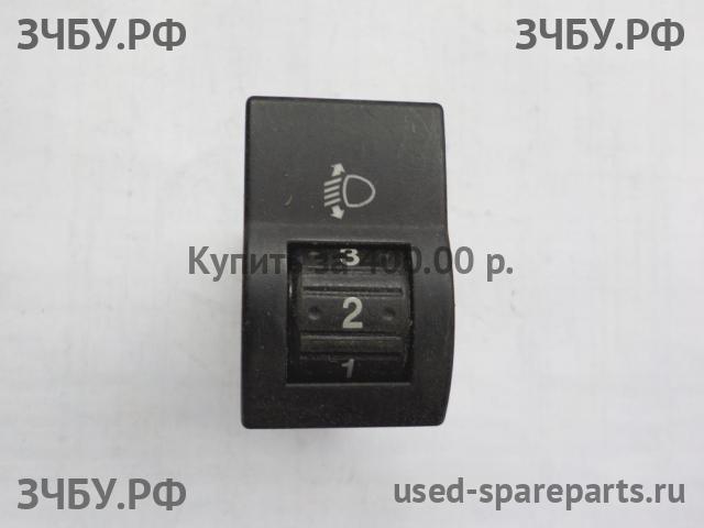 Mazda BT-50 (1) Кнопка корректора фар