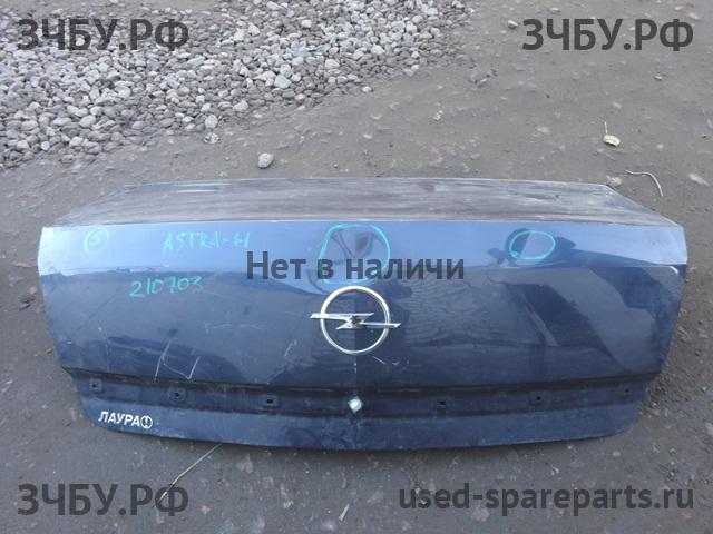 Opel Astra H Крышка багажника