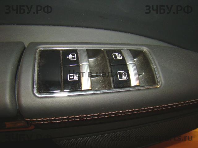 Mercedes W221 S-klasse Обшивка двери задней левой