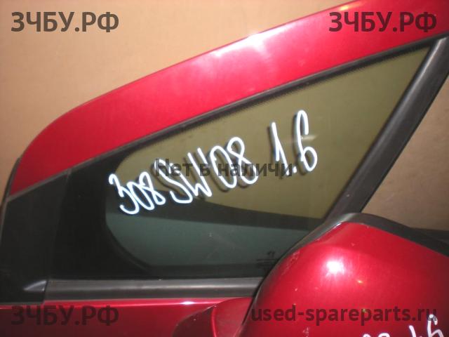 Peugeot 308 Стекло кузовное глухое левое
