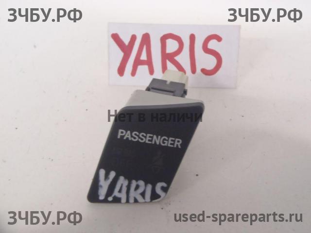 Toyota Yaris 2 Дисплей информационный