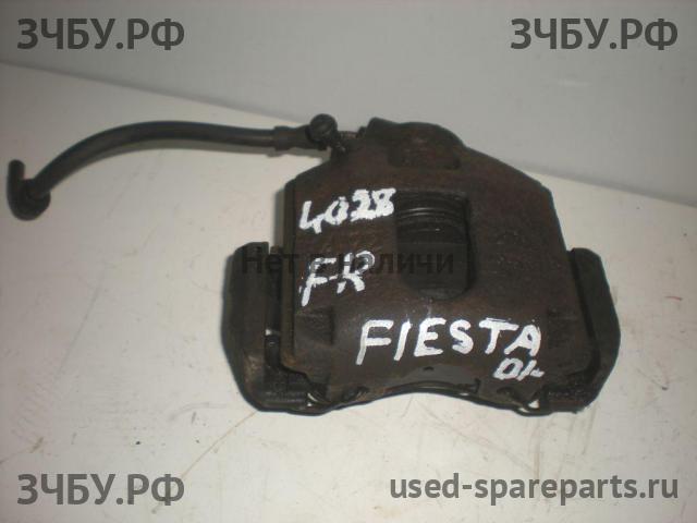 Ford Fiesta 5 Суппорт передний правый (в сборе со скобой)