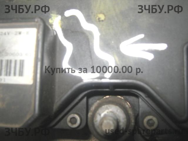 Mitsubishi Fuso/Canter (2) Блок ABS (насос)