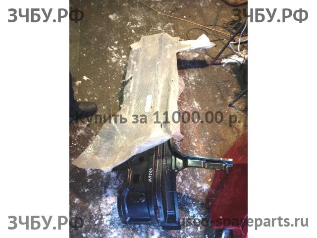 Volvo S60 (2) Панель задняя
