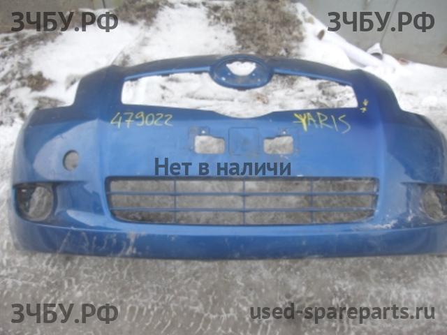 Toyota Yaris 2 Бампер передний