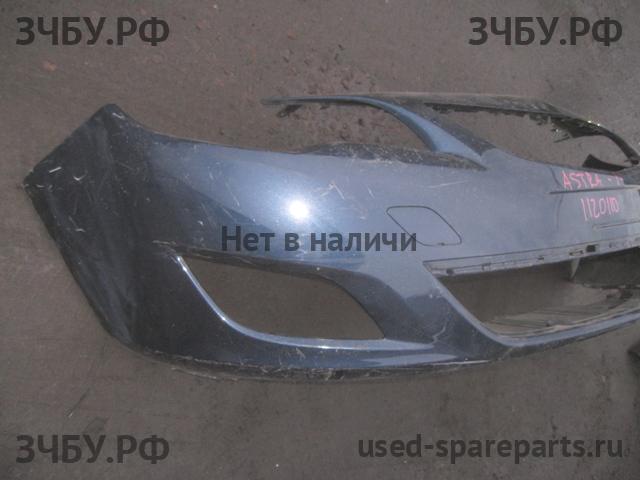 Opel Astra J Бампер передний