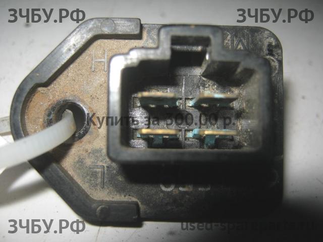 Suzuki Vitara/Sidekick (1) Резистор отопителя