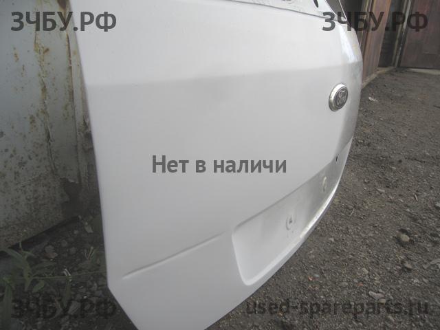 Ford Fusion Дверь багажника