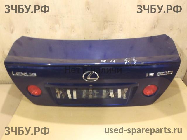 Lexus IS (1) 200/300 Крышка багажника