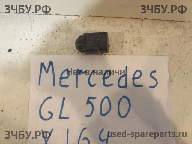 Mercedes GL-klasse (X164) Датчик парковки (Парктроник)