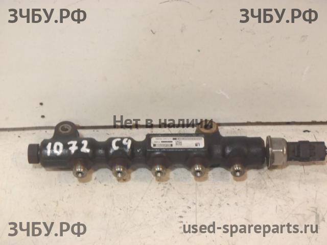 Citroen C4 (1) Рейка топливная (рампа)