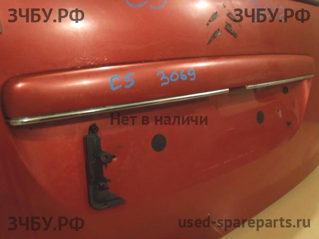 Citroen C5 (1) Накладка на дверь багажника