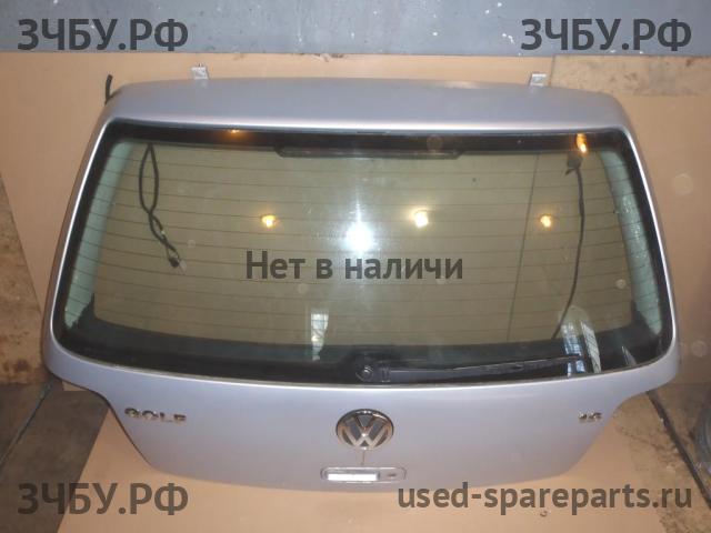 Volkswagen Golf 4 Дверь задняя левая