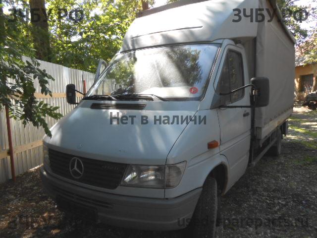 Mercedes Sprinter Капот