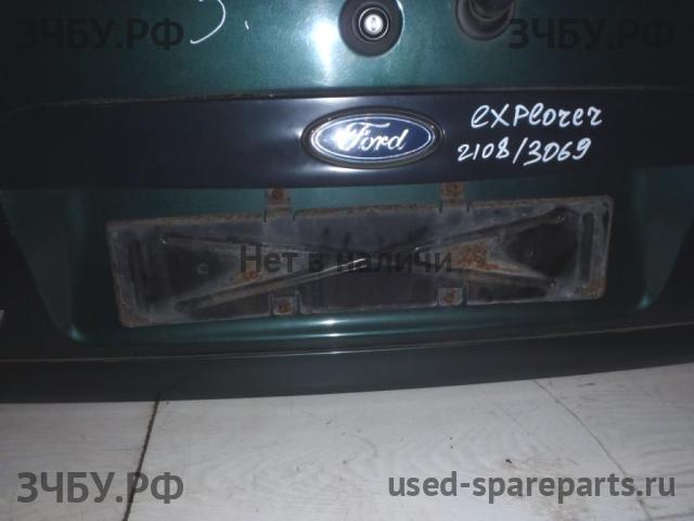 Ford Explorer 2 Накладка на дверь багажника