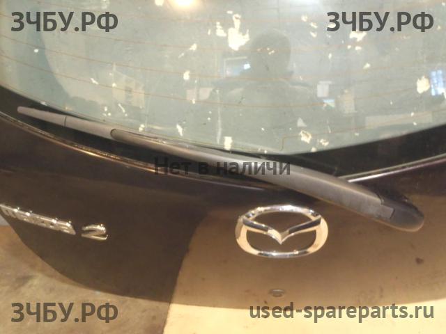 Mazda 2 [DE] Поводок стеклоочистителя задний