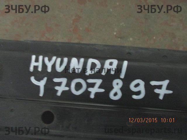 Hyundai i40 Усилитель бампера передний