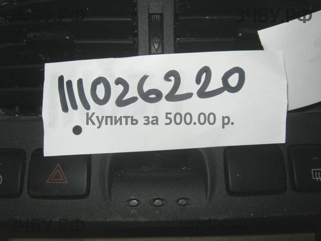 Hyundai Santa Fe 1 (SM) Часы